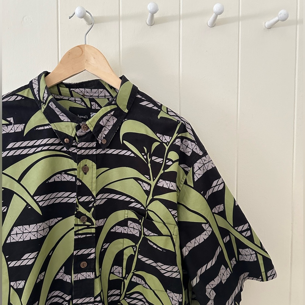 Men’s Sig Zane Designs Button Up Aloha Shirt